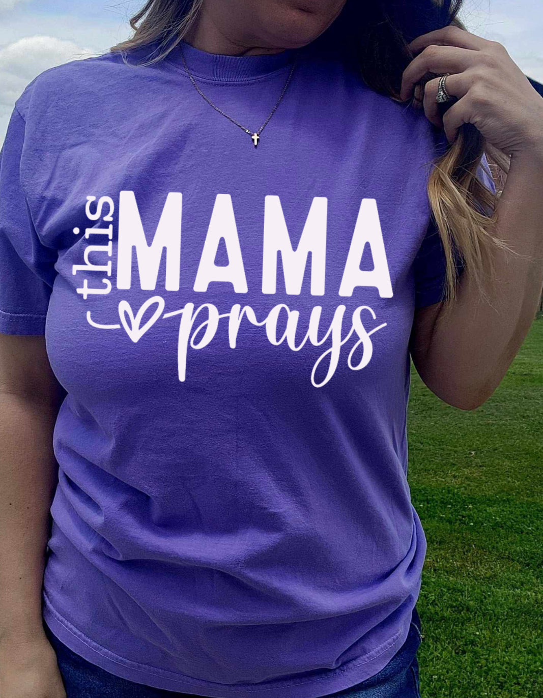 This mama prays- comfort colors tee