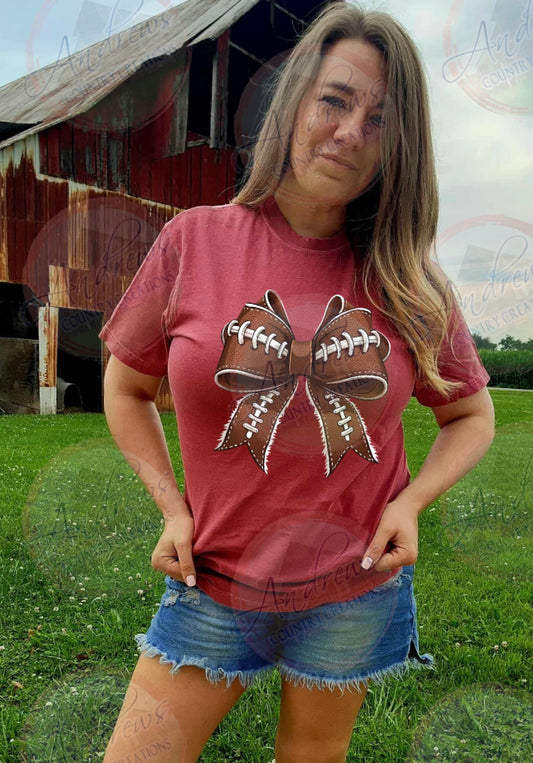 bow- brick color tee- comfort colors